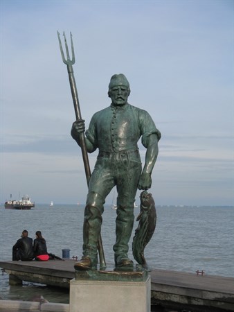 Halász és a révész szobor | 