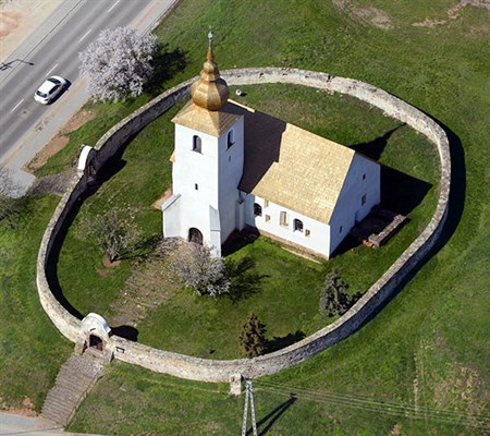 Vörösberényi erődített református templom | 